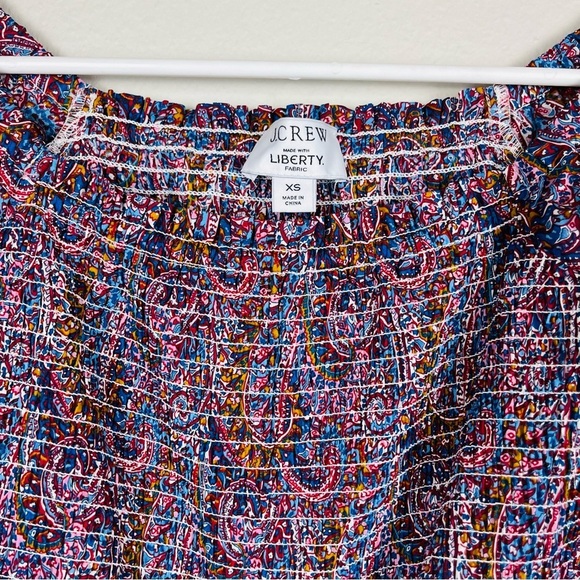 J.Crew Liberty London Puff-sleeve Smocked Top in Tropical Prince Paisley Print - Picture 4 of 6